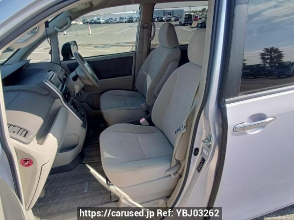 Used 2009 AT toyota noah ZRR70G Image[14]