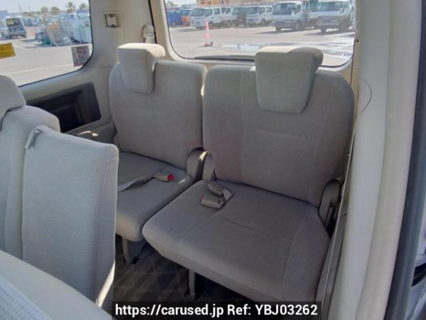 Used 2009 AT toyota noah ZRR70G Image[18]