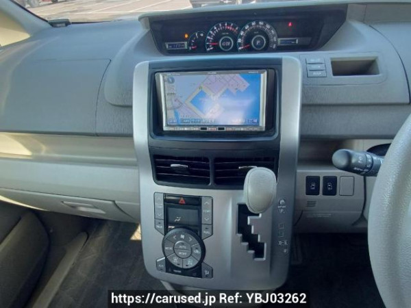 Used 2009 AT toyota noah ZRR70G Image[22]