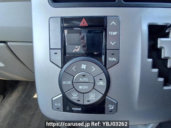 Used 2009 AT toyota noah ZRR70G Image[26]