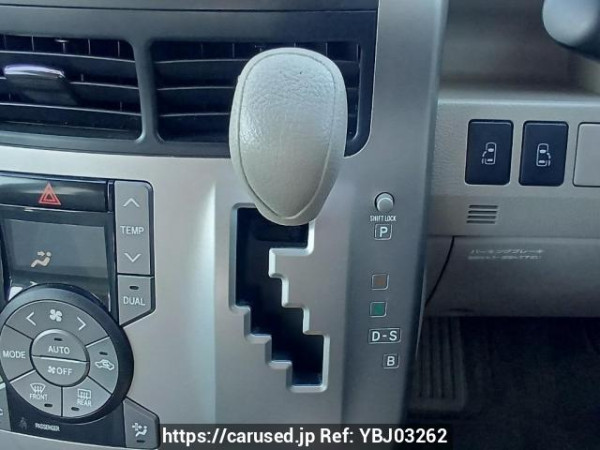 Used 2009 AT toyota noah ZRR70G Image[27]