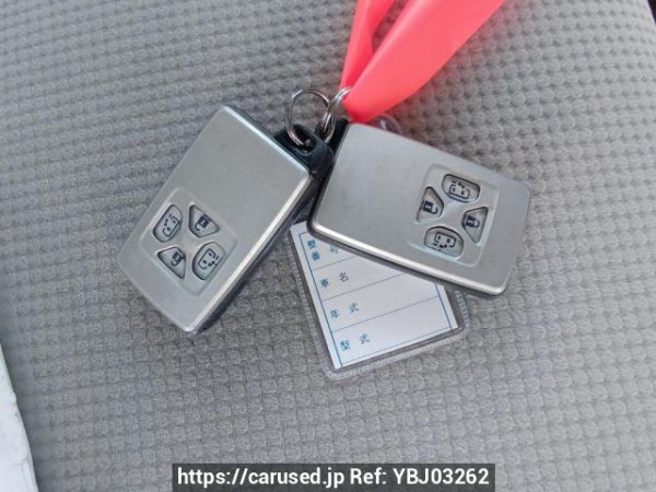 Used 2009 AT toyota noah ZRR70G Image[44]