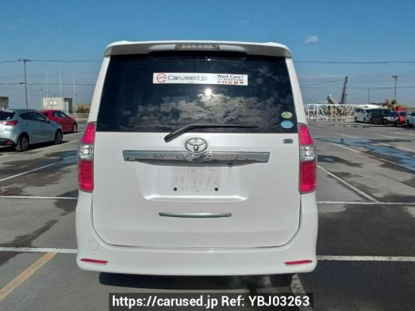Used 2009 AT toyota noah ZRR75W Image[5]