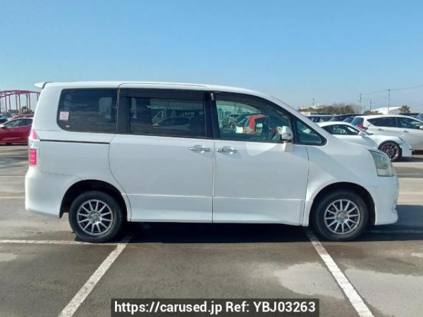 Used 2009 AT toyota noah ZRR75W Image[7]