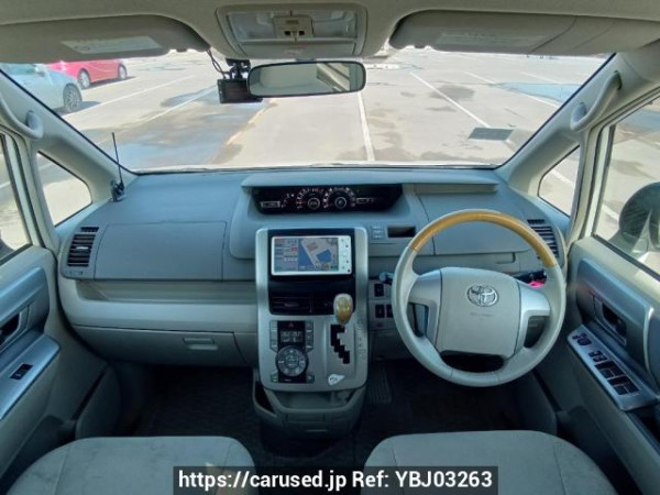 Used 2009 AT toyota noah ZRR75W Image[18]