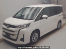 Toyota Noah MZRA90W