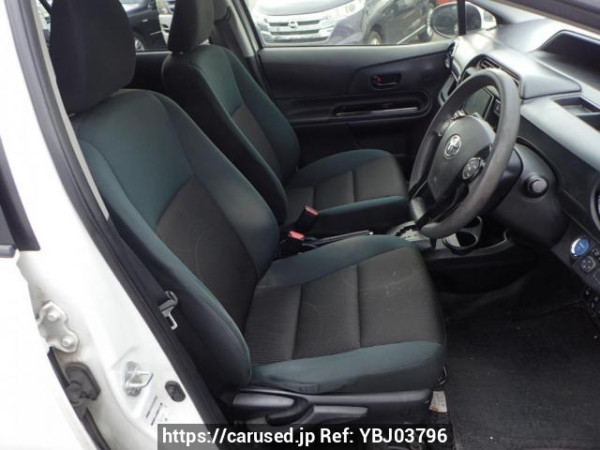 Used 2016 AT toyota aqua NHP10 Image[9]