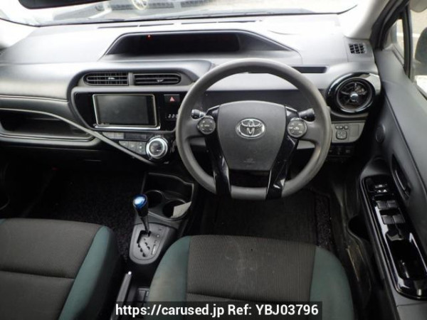 Used 2016 AT toyota aqua NHP10 Image[14]