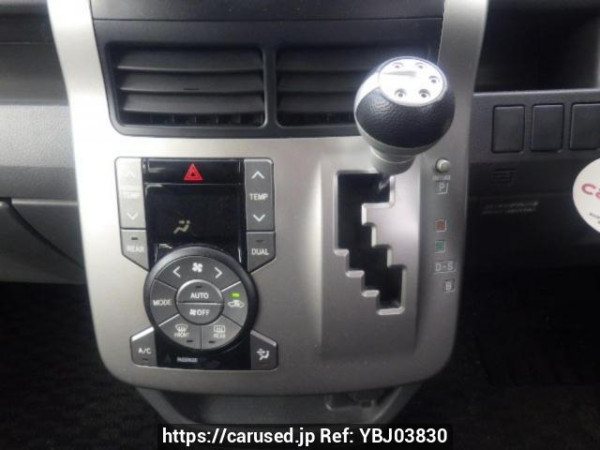 Used 2007 AT toyota noah ZRR70G Image[20]