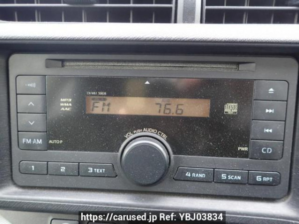 Used 2013 AT toyota aqua NHP10 Image[15]