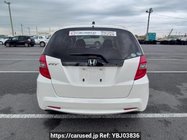 Used 2011 AT honda fit GE6 Image[5]