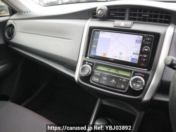 Used 2015 AT toyota corolla-fielder NKE165G Image[25]