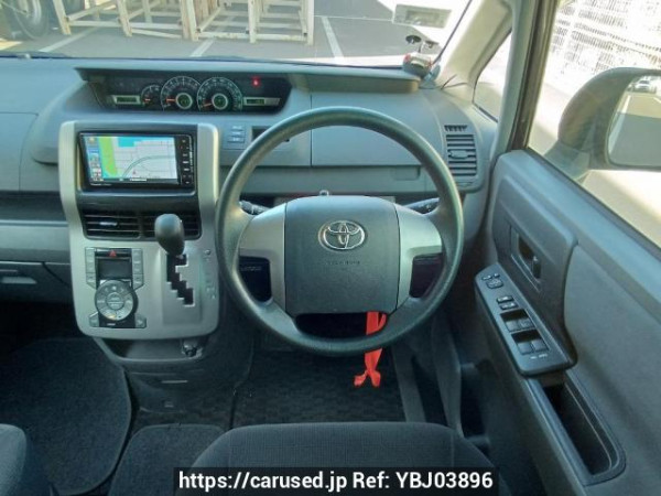 Used 2009 AT toyota noah ZRR70G Image[20]