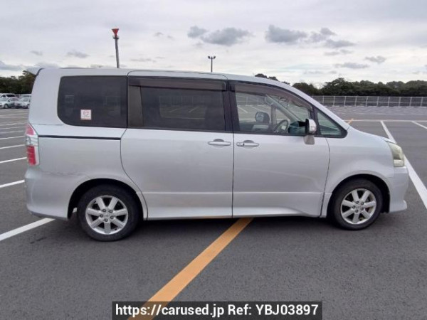 Used 2009 AT toyota noah ZRR70W Image[7]