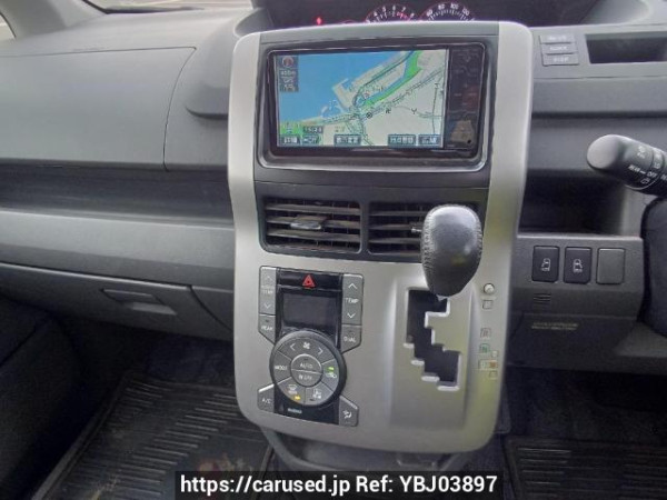 Used 2009 AT toyota noah ZRR70W Image[23]
