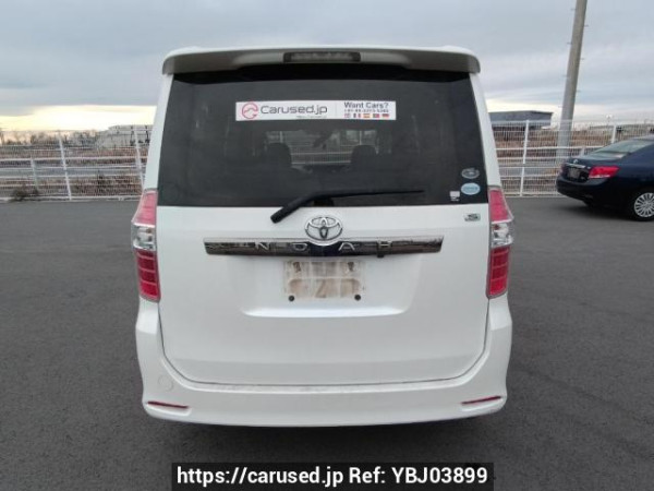 Used 2009 AT toyota noah ZRR70W Image[5]