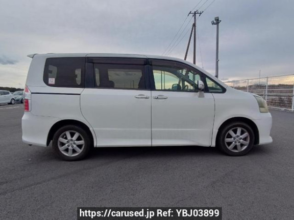 Used 2009 AT toyota noah ZRR70W Image[7]