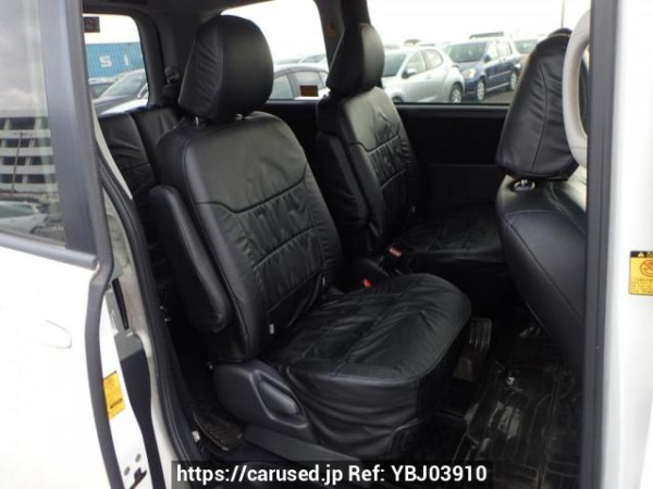Used 2010 AT toyota noah ZRR75W Image[11]