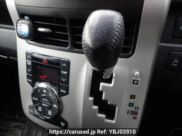 Used 2010 AT toyota noah ZRR75W Image[21]