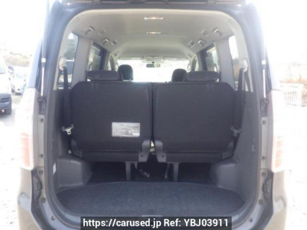 Used 2009 AT toyota noah ZRR75G Image[15]