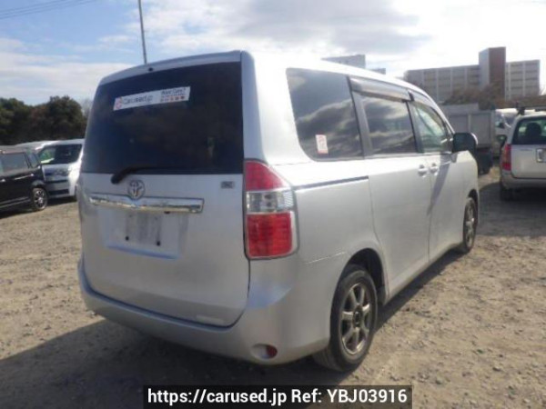 Used 2007 AT toyota noah ZRR70G Image[6]