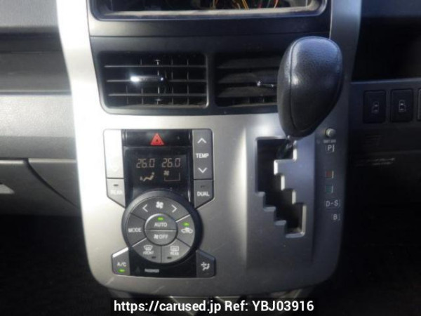 Used 2007 AT toyota noah ZRR70G Image[20]
