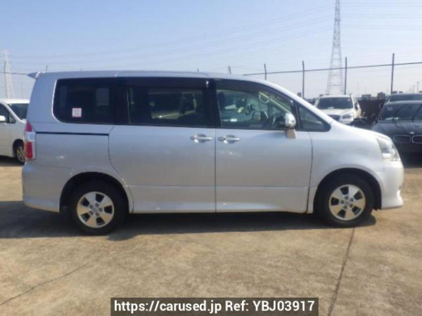 Used 2008 AT toyota noah ZRR75W Image[7]
