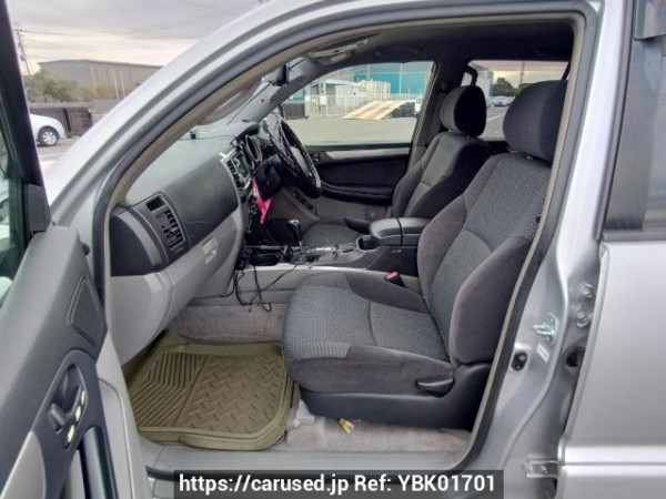 Used 2005 AT toyota hilux-surf TRN215W Image[14]