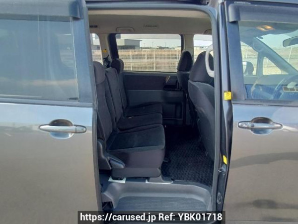 Used 2009 AT toyota noah ZRR70G Image[15]
