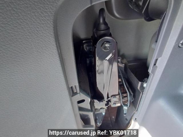 Used 2009 AT toyota noah ZRR70G Image[44]