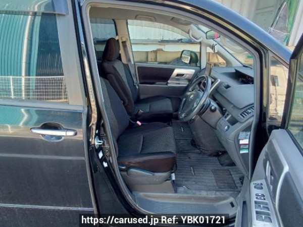 Used 2009 AT toyota noah ZRR70W Image[13]