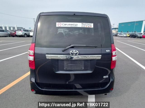 Used 2010 AT toyota noah ZRR70G Image[5]