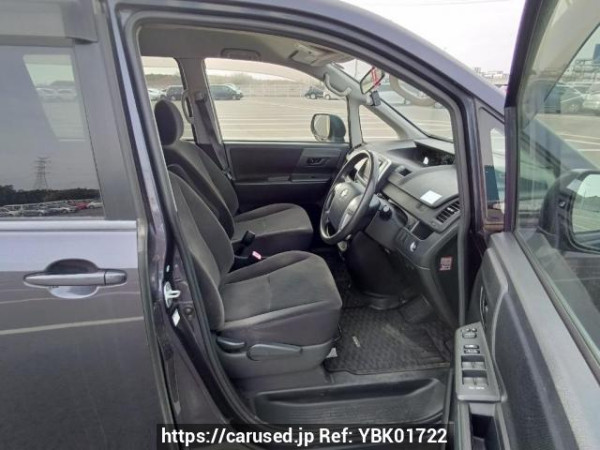 Used 2010 AT toyota noah ZRR70G Image[13]
