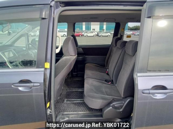 Used 2010 AT toyota noah ZRR70G Image[16]