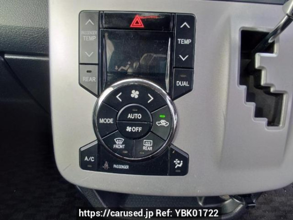 Used 2010 AT toyota noah ZRR70G Image[24]
