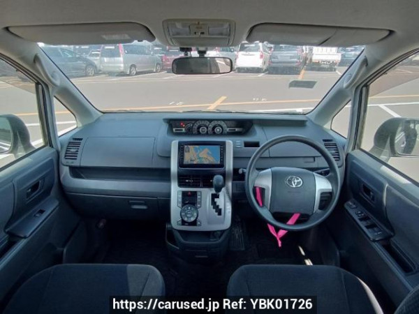 Used 2008 AT toyota noah ZRR70G Image[18]