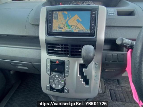 Used 2008 AT toyota noah ZRR70G Image[22]