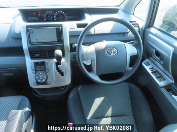 Used 2009 AT toyota noah ZRR70W Image[26]
