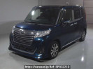 Toyota Roomy M900A