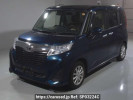 Toyota Roomy M900A