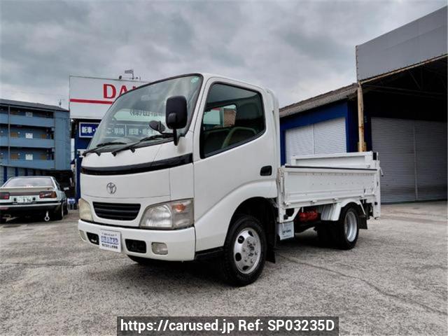 Toyota Dyna Truck 2003 from Japan