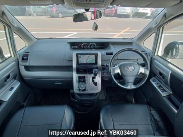 Used 2009 AT toyota noah ZRR70W Image[18]