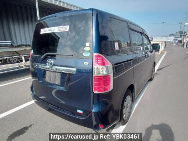 Used 2007 AT toyota noah ZRR70G Image[6]