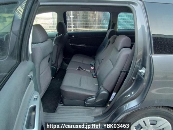 Used 2004 AT toyota wish ZNE10G Image[16]