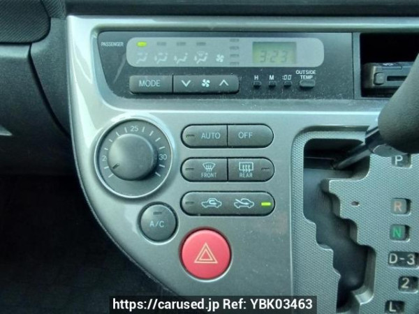 Used 2004 AT toyota wish ZNE10G Image[25]
