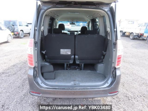 Used 2008 AT toyota noah ZRR70W Image[8]