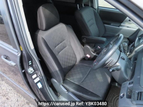 Used 2008 AT toyota noah ZRR70W Image[15]