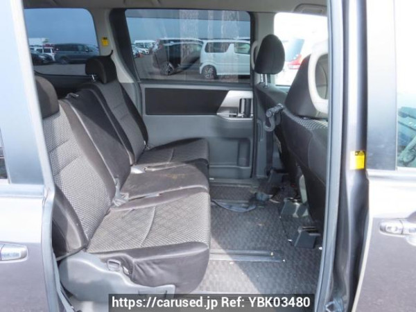 Used 2008 AT toyota noah ZRR70W Image[18]