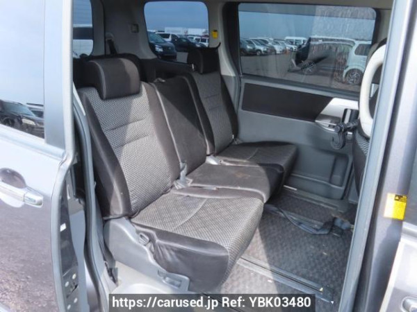 Used 2008 AT toyota noah ZRR70W Image[19]