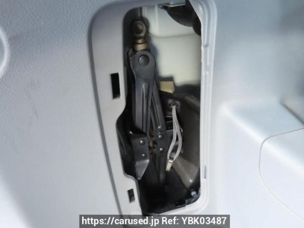 Used 2005 AT toyota noah AZR60G Image[51]